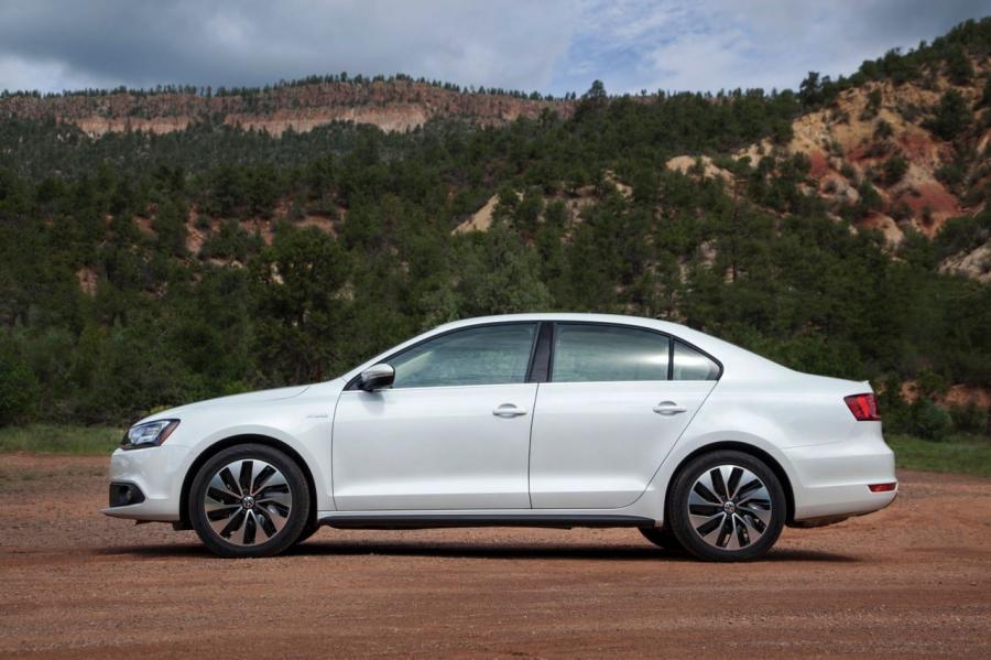  Volkswagen Jetta Hybrid 2012 года  (фото 86 из 133)